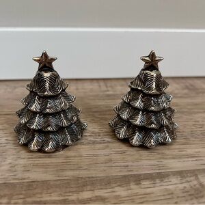 Salt and Pepper shakers Elegance Silver plated Christmas Tree with star festive